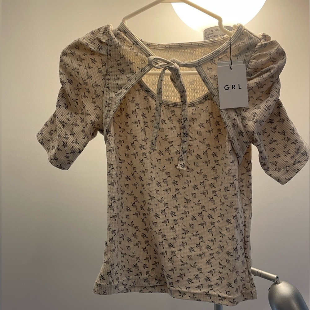 Front tie floral print tops